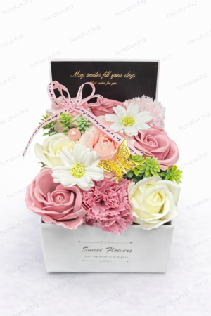 Нежна кутия „Sweet Flowers“