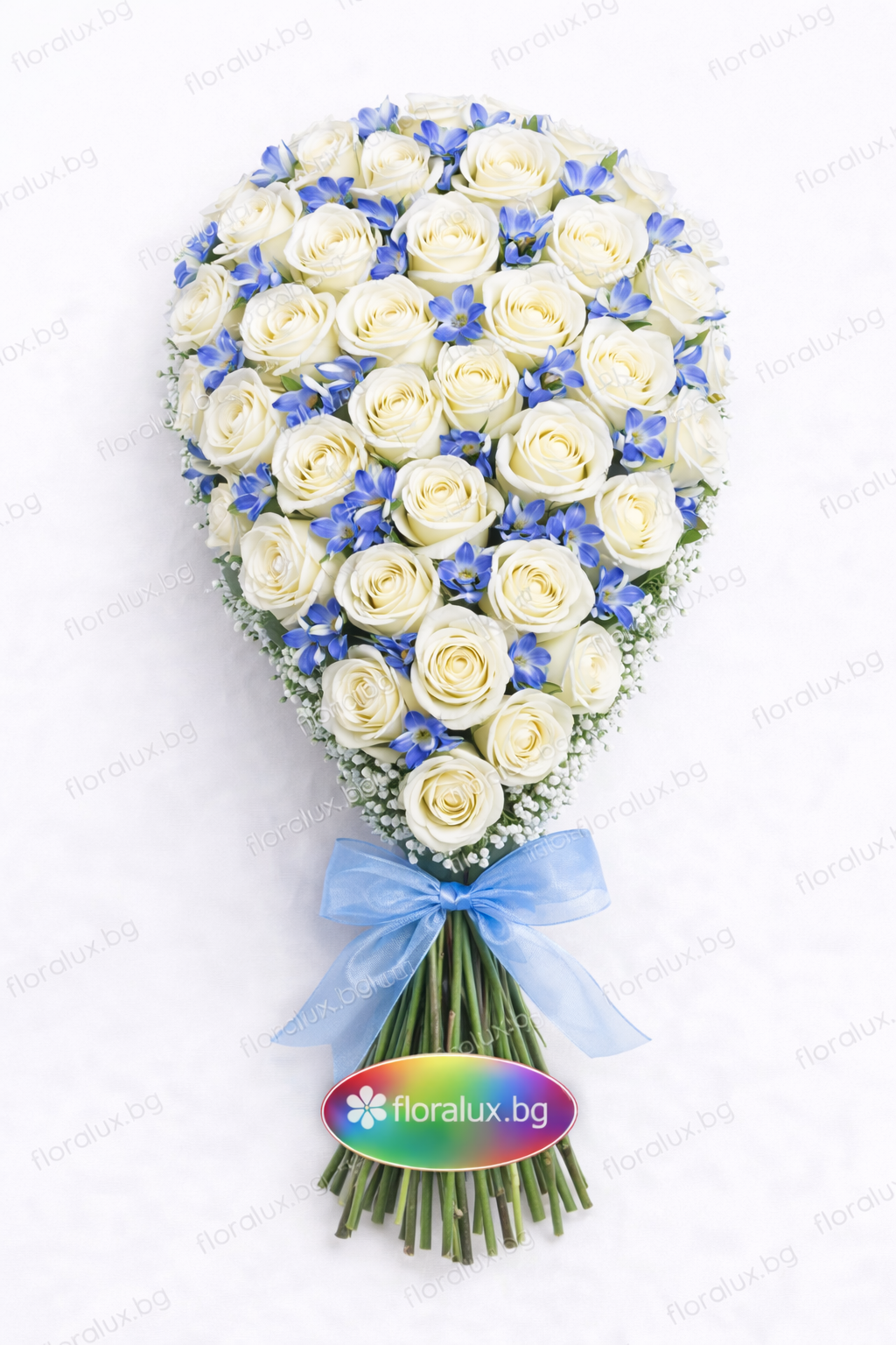 Букет Нежна сълза от бели рози